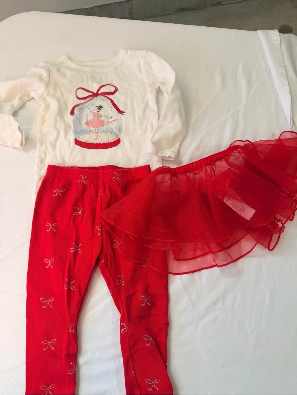 Carters cute outfit